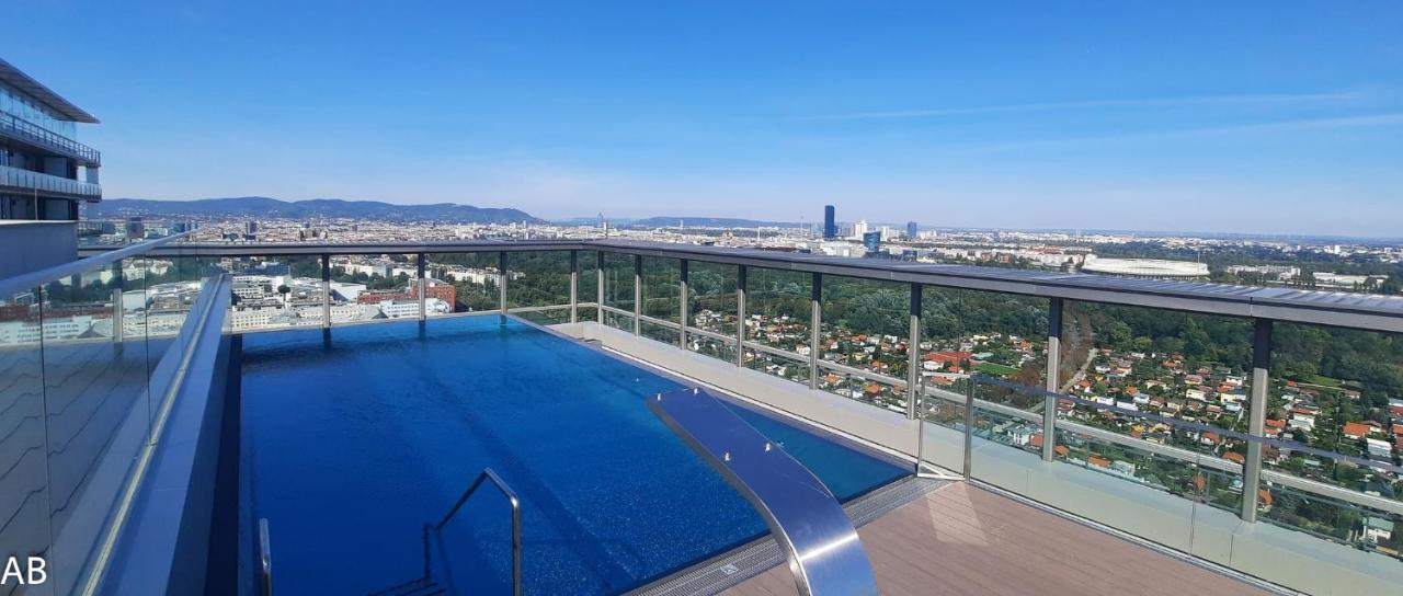 Superior Apartment & Rooftop Pool Wien Exterior foto